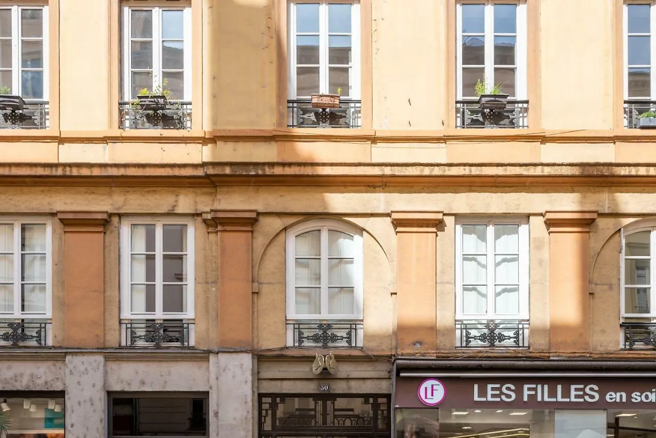 Honore - Suite Victor Hugo Lyon France